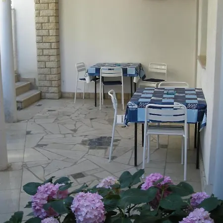 Apartments Golubic Pula Exterior foto